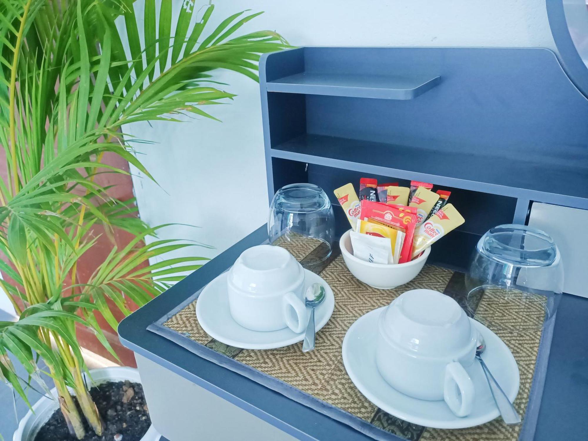 Sam'S Guesthouse M'Pai Bay Đảo Koh Rong Samloem Ngoại thất bức ảnh