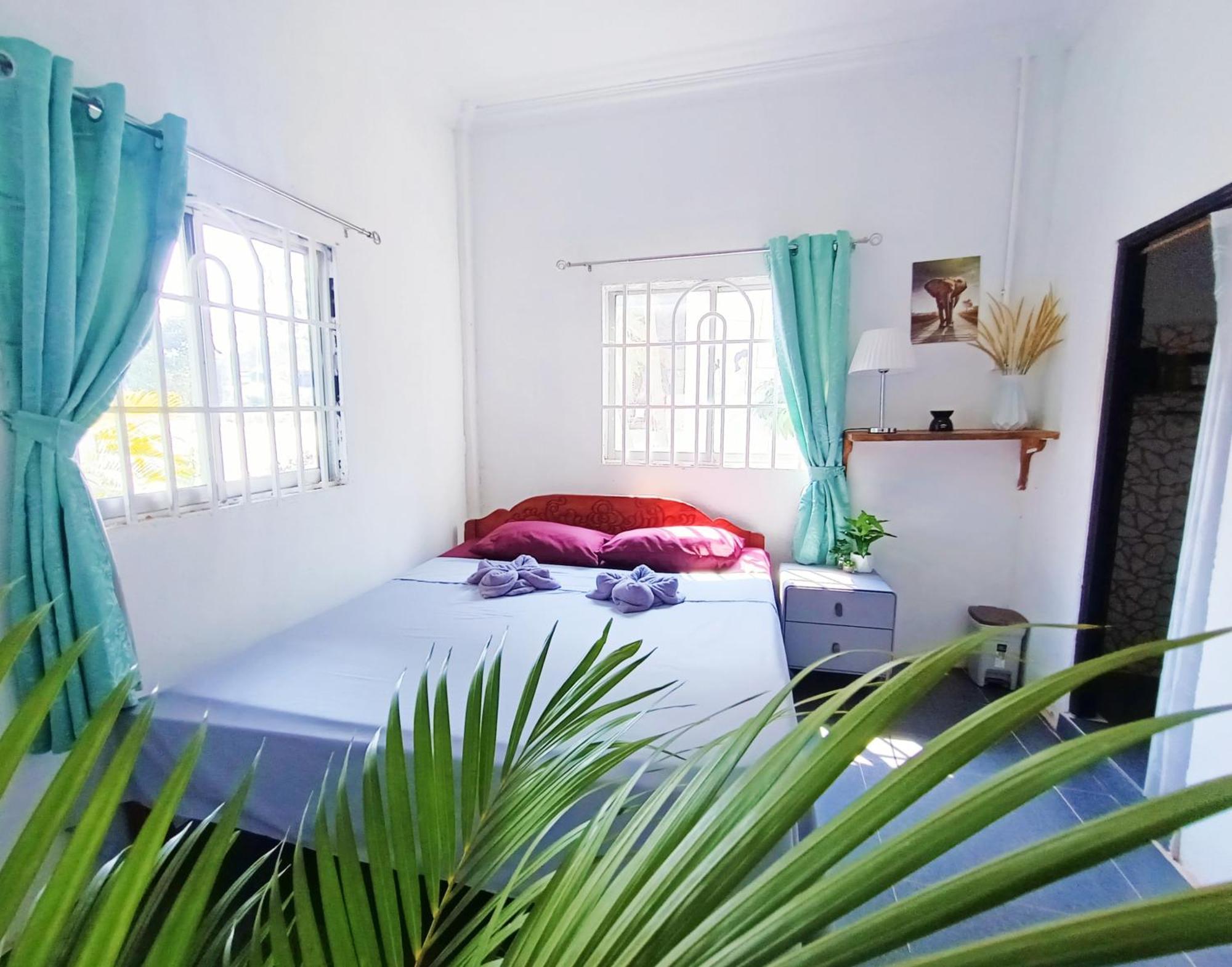 Sam'S Guesthouse M'Pai Bay Đảo Koh Rong Samloem Ngoại thất bức ảnh